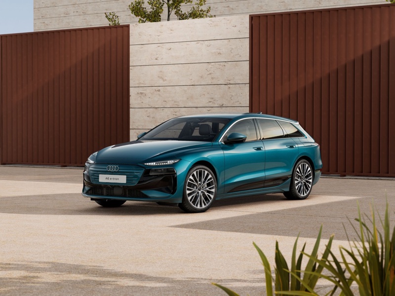 Audi A6 e-tron in malpelo blue