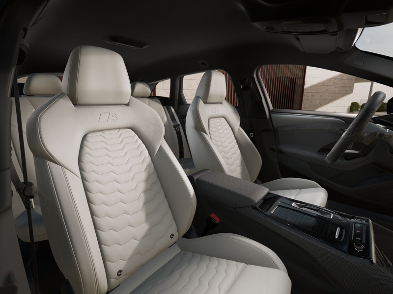 S-line Sport Seats with beige leather