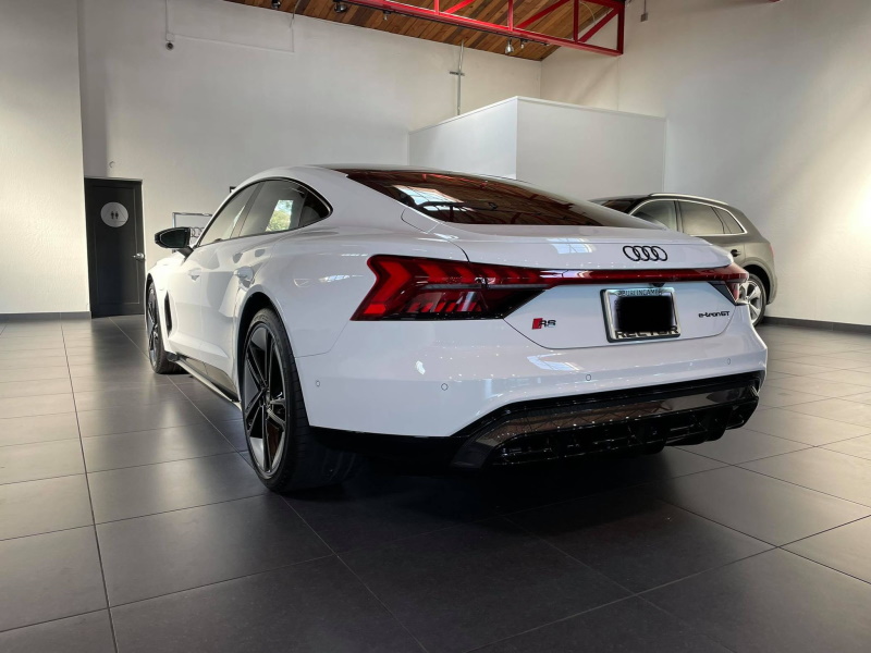 Audi RS e-tron GT in Ibis White with carbon optics