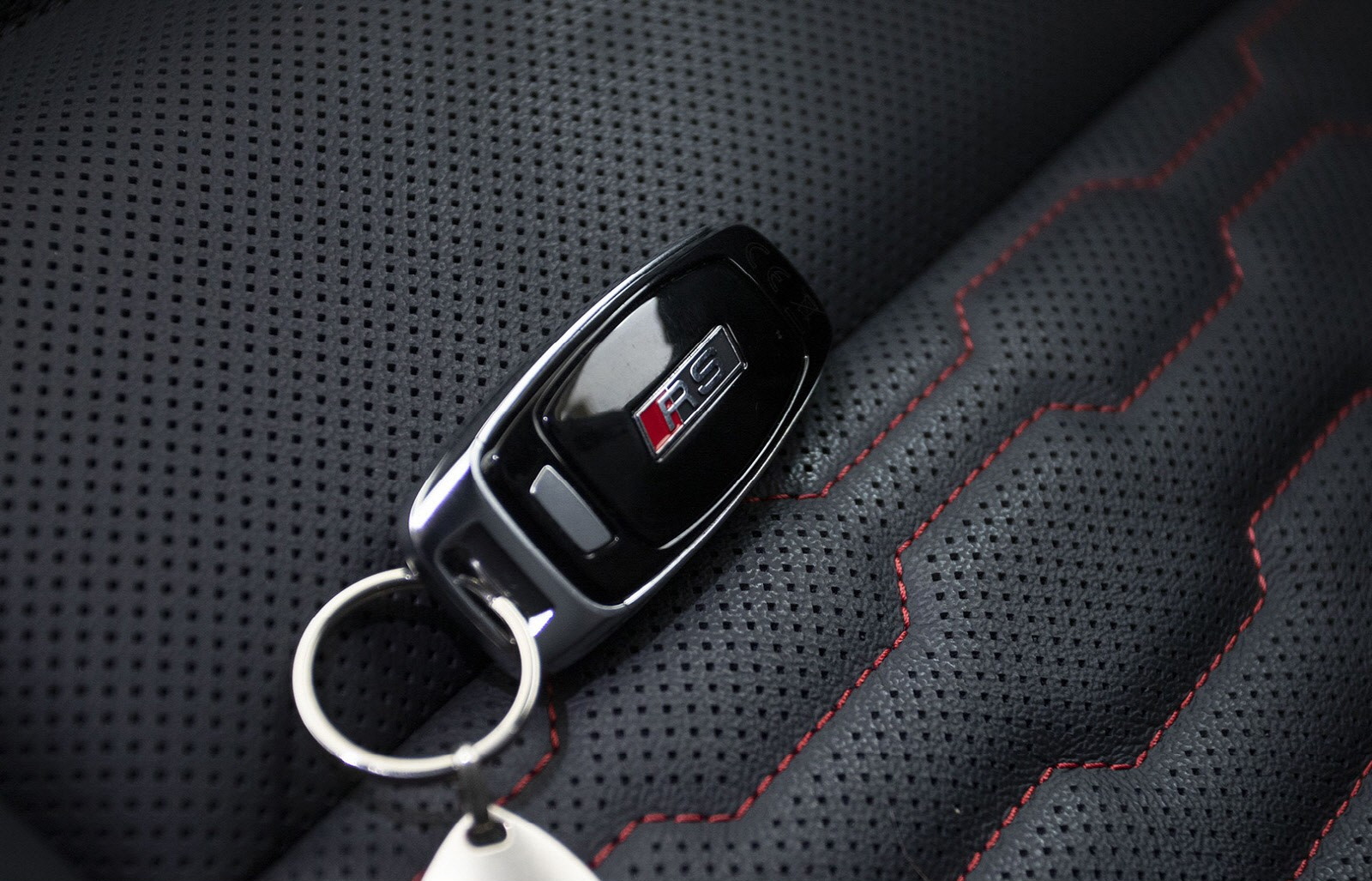 Audi e-tron GT locking systems 