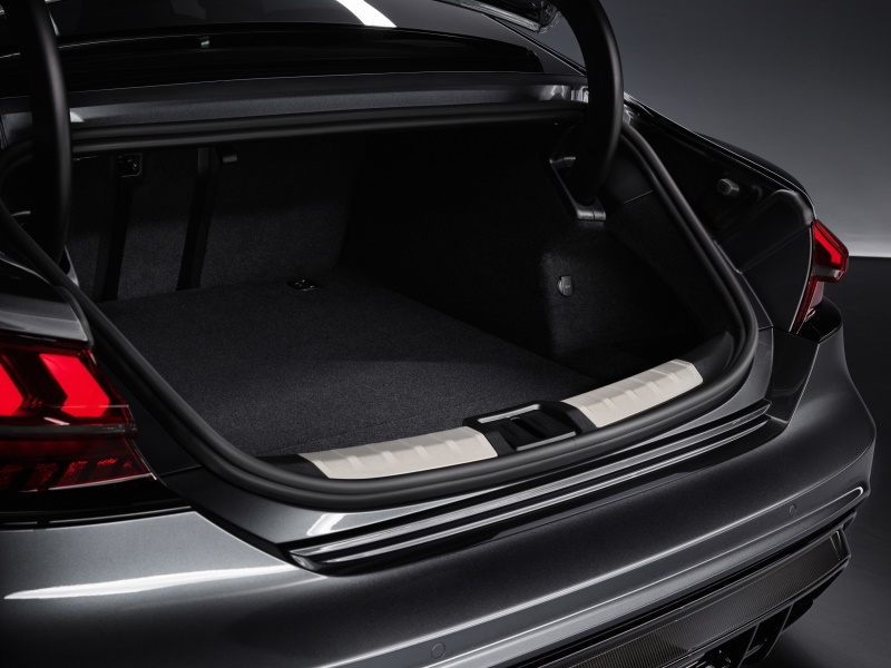 Trunk Audi e-tron GT