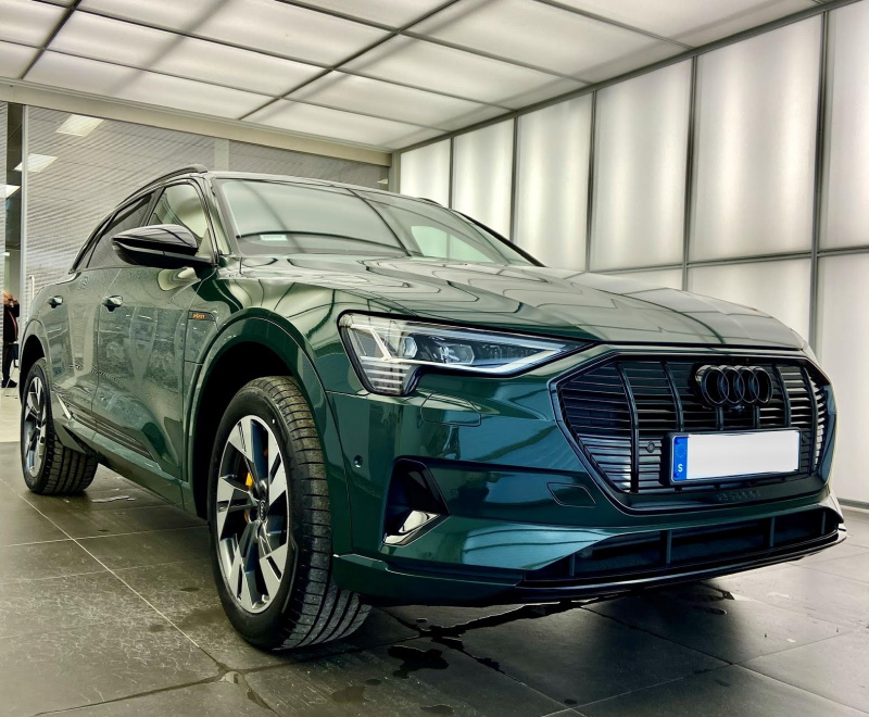 Audi e-tron in Goodwood Green