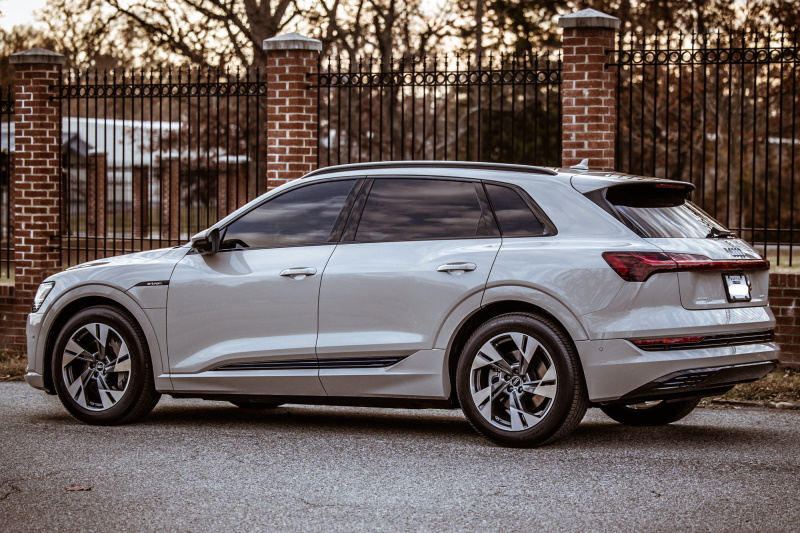 Audi e-tron 55 in Siam Beige with black optics and contrast color