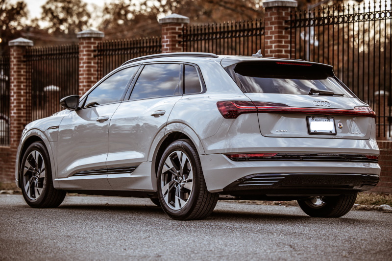 Audi e-tron 55 in Siam Beige with black optics and contrast color