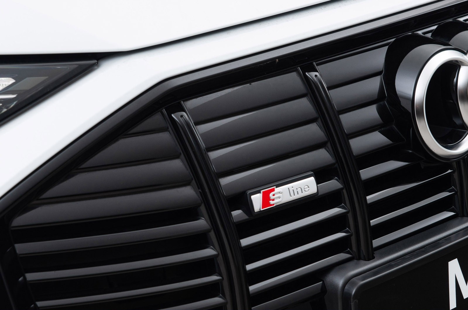 Audi S-line Logo Emblem Black - Driverse.dk