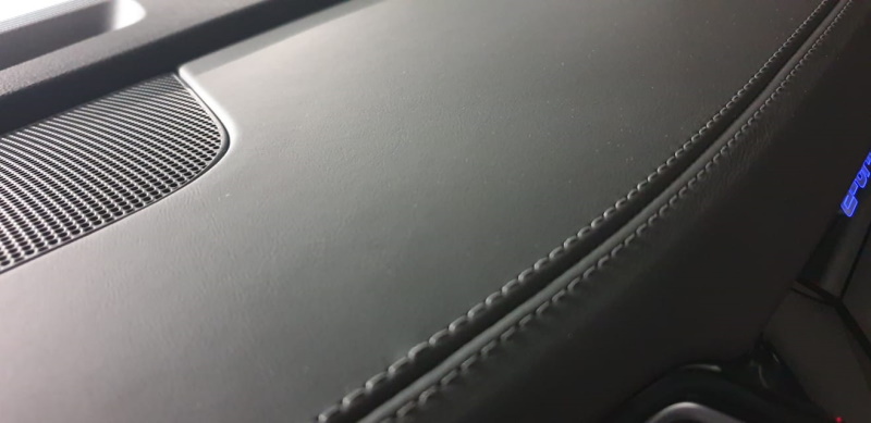 Leather on upper part of dashboard