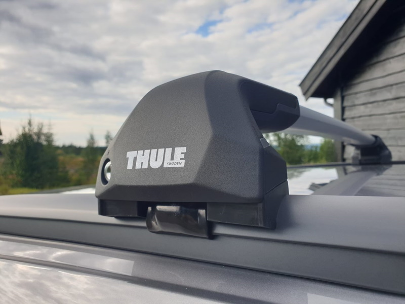 Thule wingbar edge 721400/721500 with 720600 foot and 186046 mounting kit