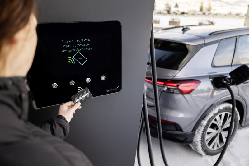 Audi Q4 e-tron charging