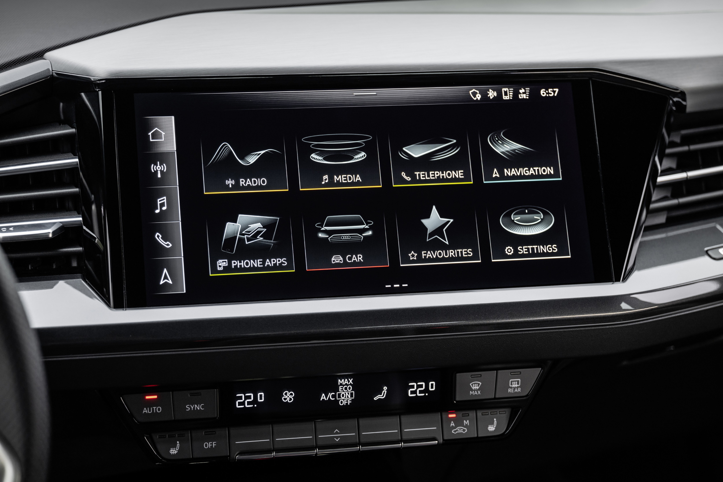 Audi Q4 e-tron MMI 
