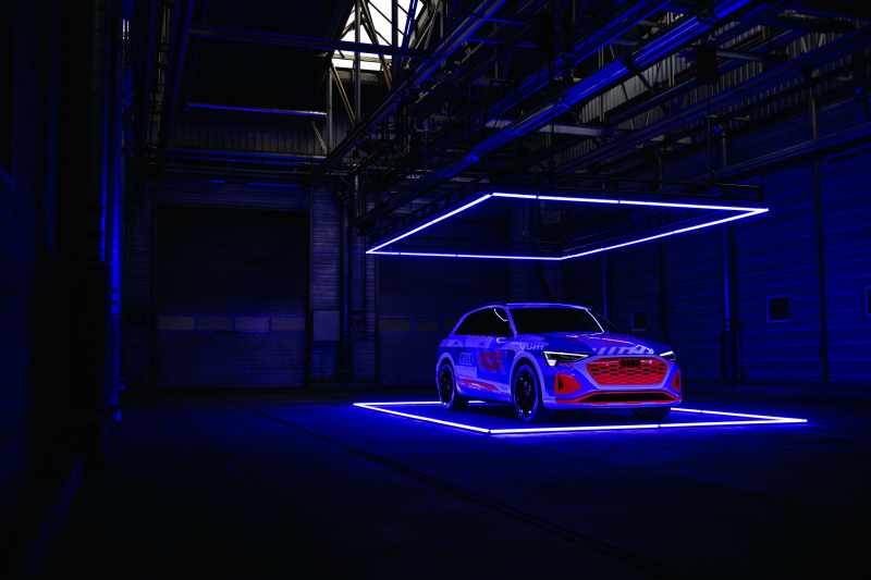 Audi Q8 e-tron 55 prototype