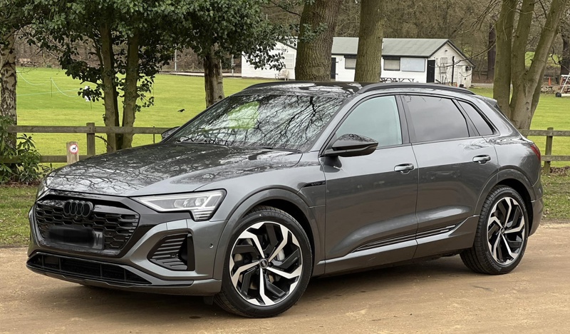 Audi Q8 e-tron in Daytona grey with black optics