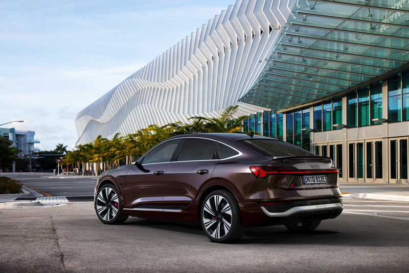 Audi Q8 55 Sportback e-tron in Madeira Brown Metallic