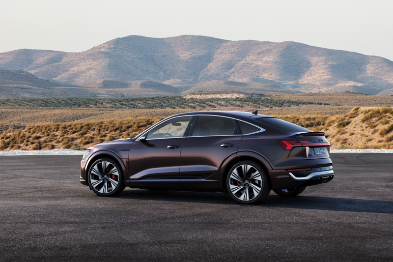 Audi Q8 55 Sportback e-tron in Madeira Brown Metallic